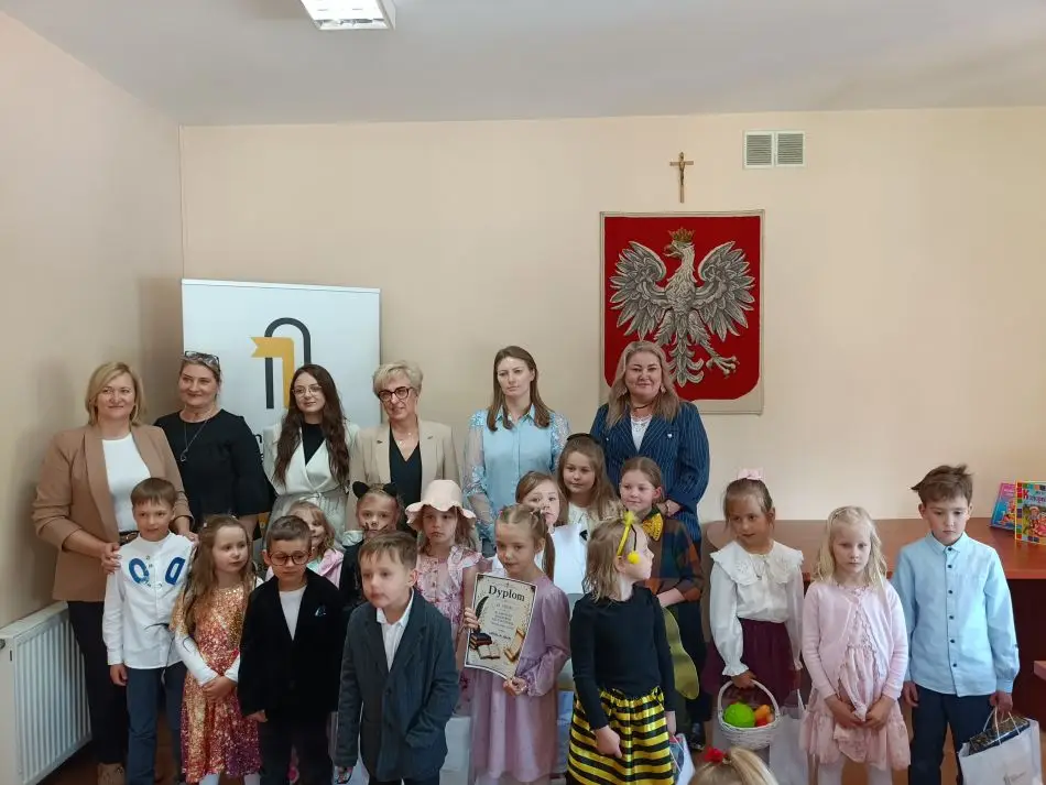„Wiersze znane i lubiane” w Słopnicach. Najmłodsi pokazali talent i odwagę