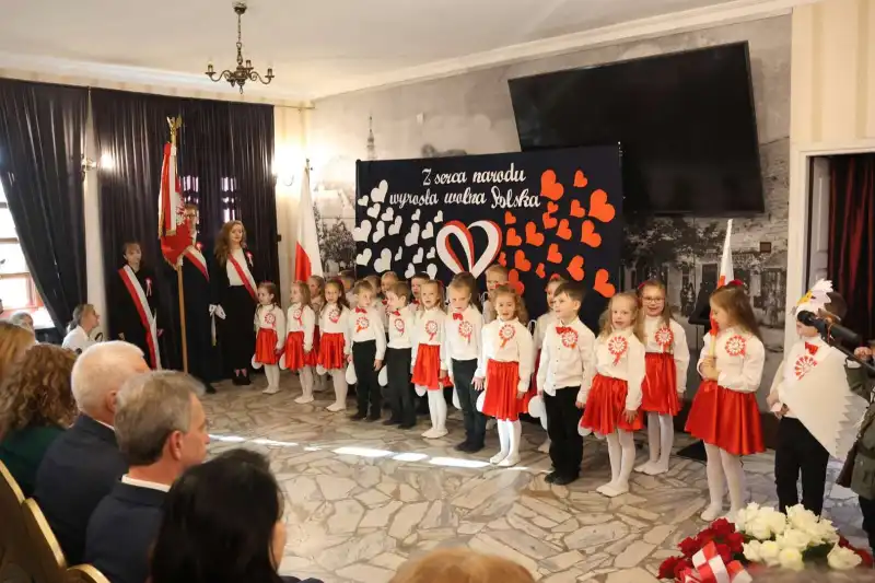 Limanowa świętuje Niepodległość. Uroczysta sesja w Muzeum Regionalnym