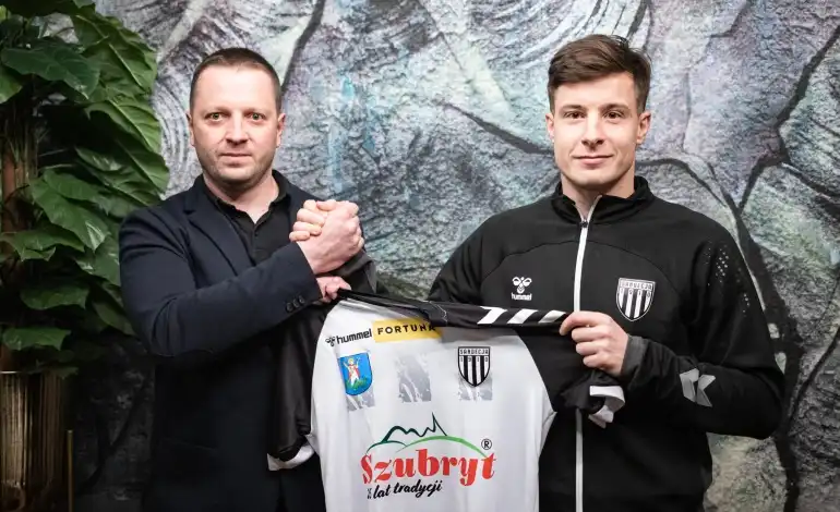 Zvonimir Kožulj zostaje "Sączersem"