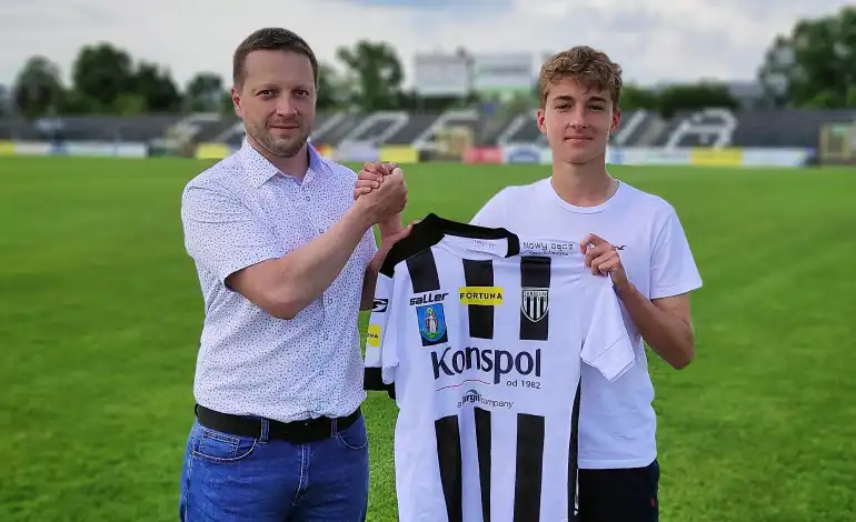 Zawodnik Akademii Sandecja Igor Maślanka z profesjonalnym kontraktem