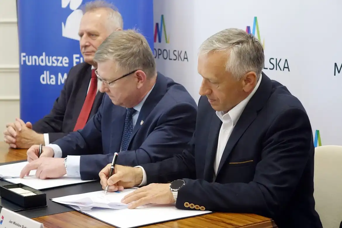 Obwodnica Łącka coraz bliżej. Podpisano kluczowe umowy