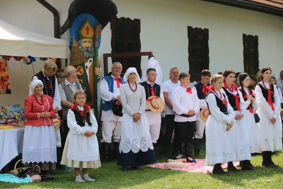 Uroczystość dożynkowa gminy Grybów w Sądeckim Bartniku