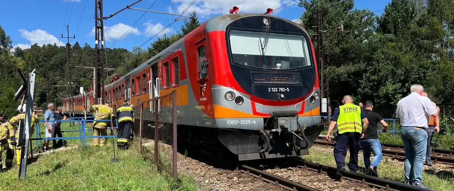 Muszyna: Pociąg potrącił pieszego, który znajdował się w pobliżu torów