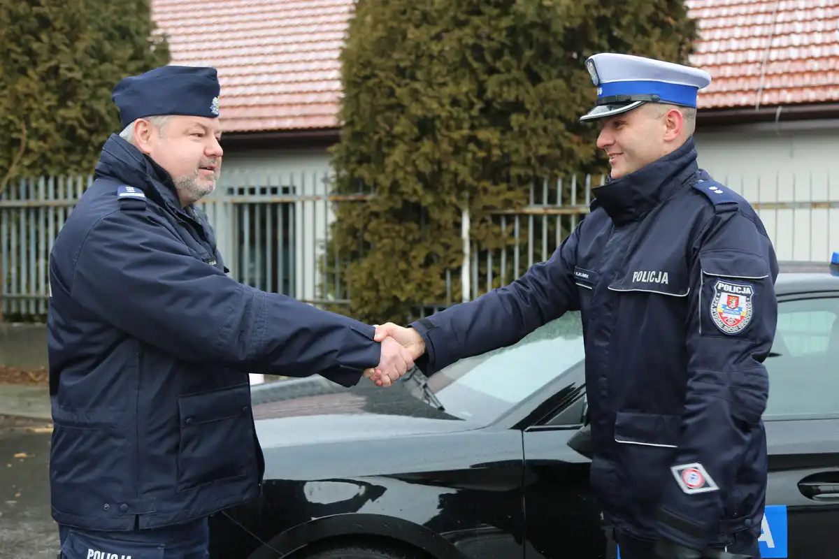 Policjanci grupy SPEED otrzymali dwa nowoczesne radiowozy. Jeden z nich trafi do nowosądeckiej drogówki