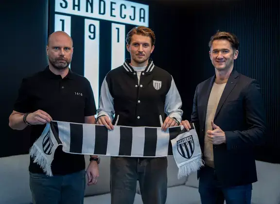 Karol Szymkowiak dołącza do Sandecji