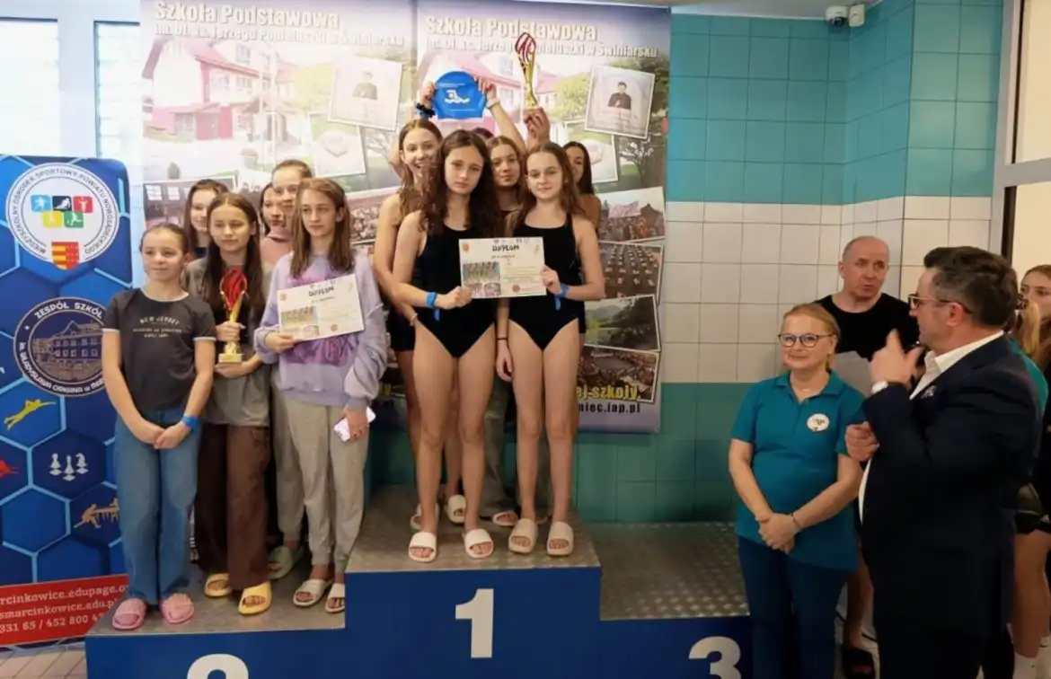 V Mistrzostwa Powiatu Nowosądeckiego w Pływaniu. Sportowa pasja i rywalizacja na najwyższym poziomie