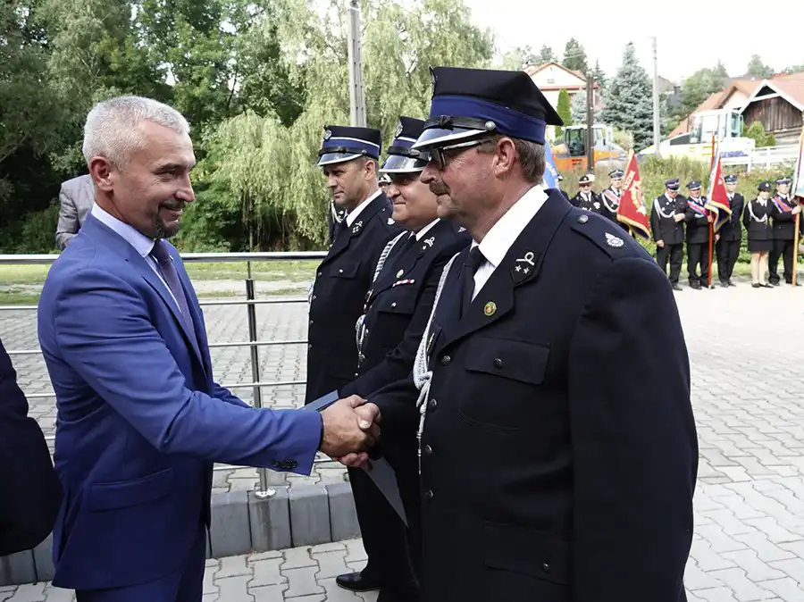 Strażacy z Siołkowej otrzymali nowy wóz bojowy