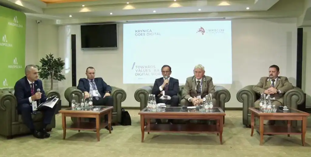 Wiceminister Siarka uczestniczył w konferencji CYBERSEC FORUM 2021