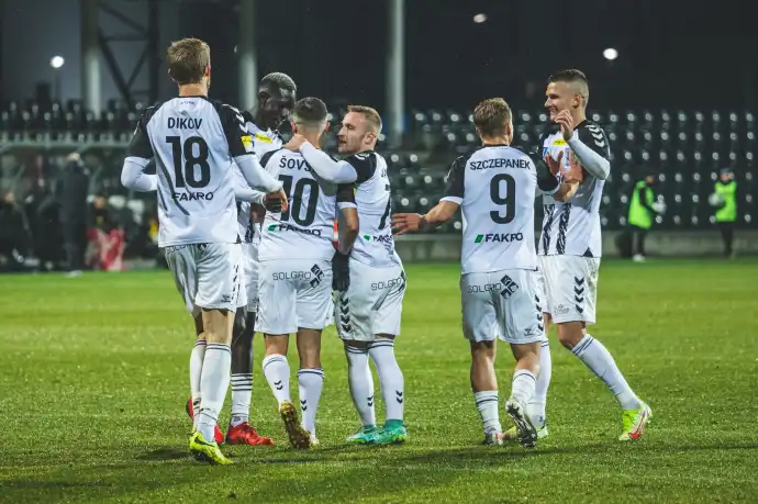 Sandecja remisuje z Widzewem Łódź