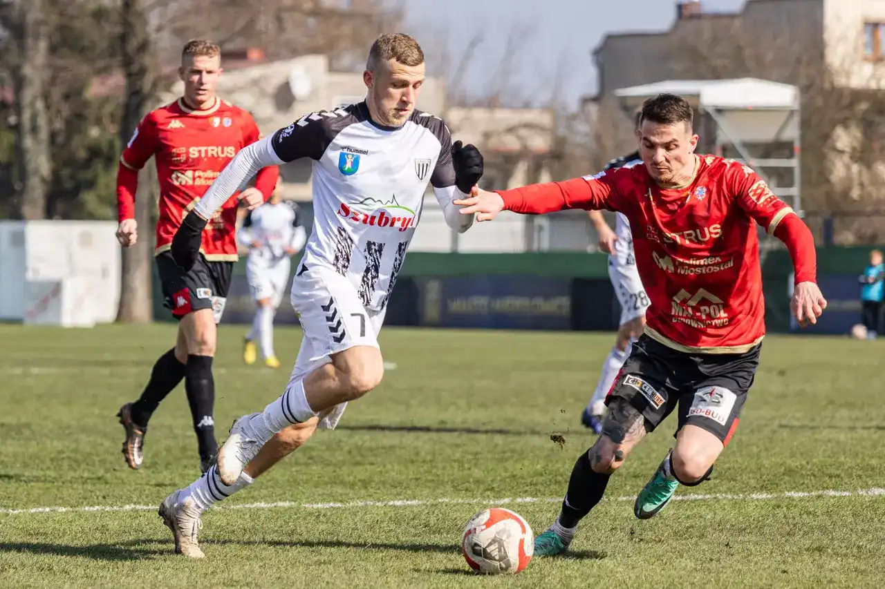 Sandecja przegrywa w sobotnim meczu 23. kolejki II ligi z Pogonią Siedlce