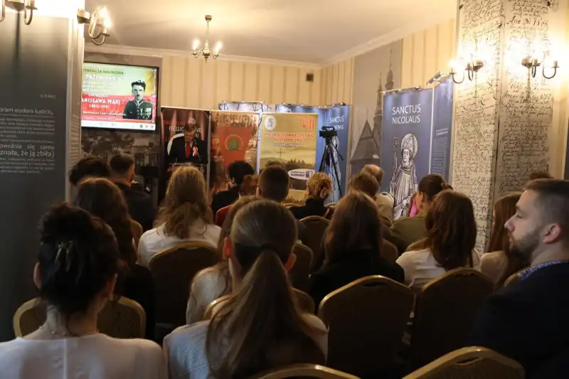 Legionista, patriota, bohater. Stanisław Mąka w centrum debaty historycznej