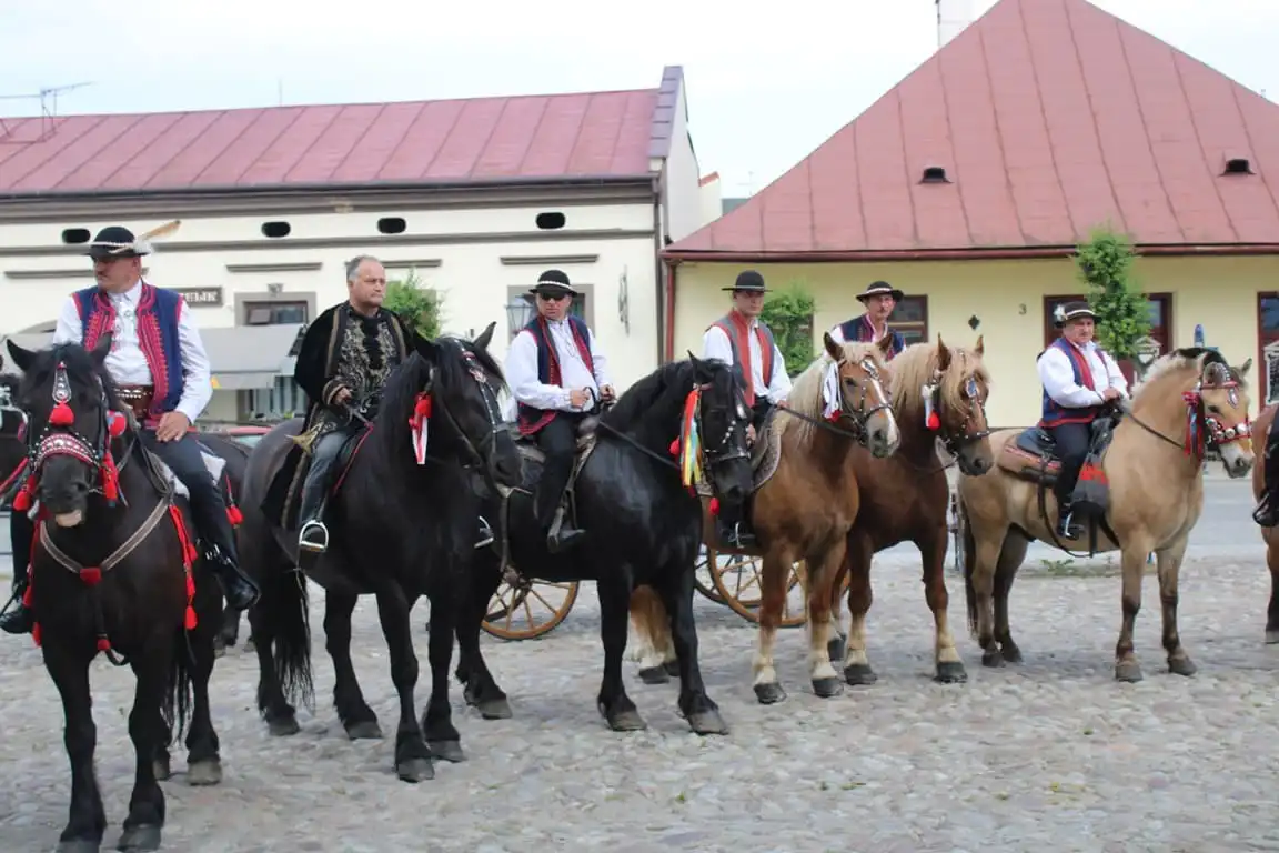 Monumentalna Wiktoria Wiedeńska w Podegrodziu i Starym Sączu