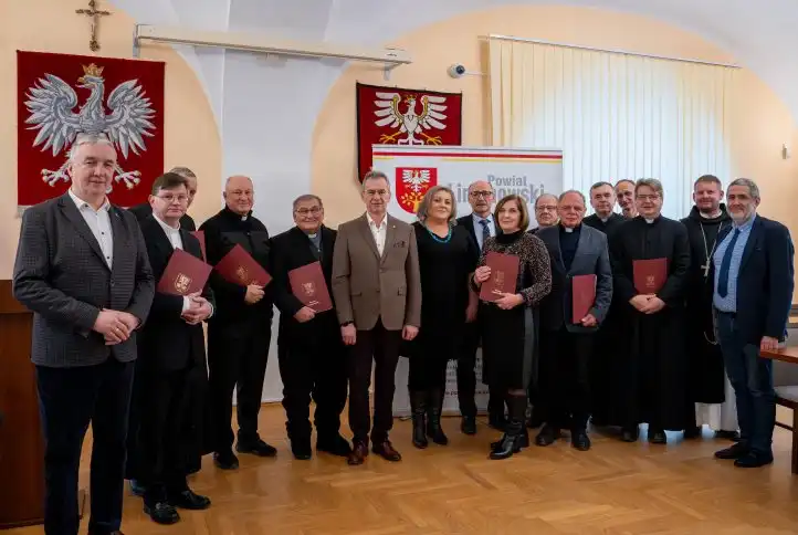 Wsparcie dla zabytków powiatu limanowskiego. 260 tys. zł na konserwację i restaurację w 2025 roku