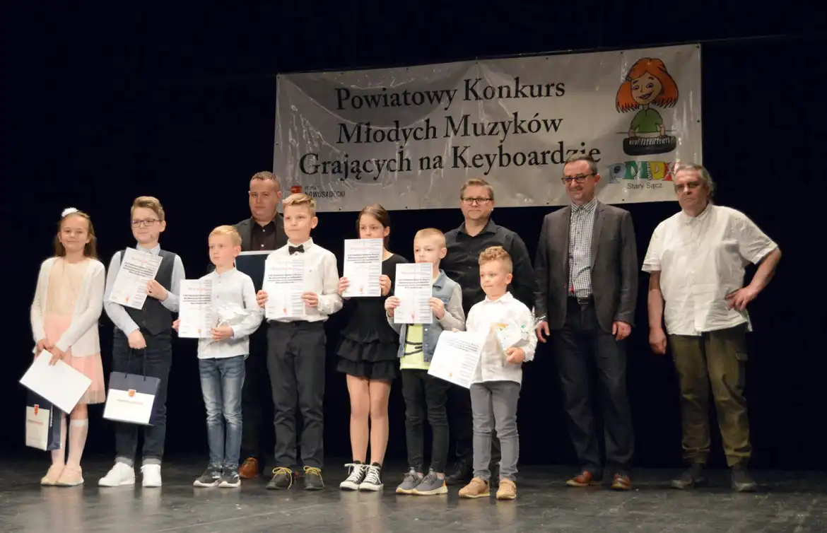 Stary Sącz: XX Powiatowy Konkurs Młodych Muzyków grających na Keyboardzie