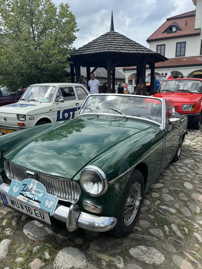 Retro pojazdy znów podbiły Nowy Sącz