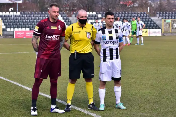 Drużyna Sandecji wygrywa w meczu z Łódzkim KS-em