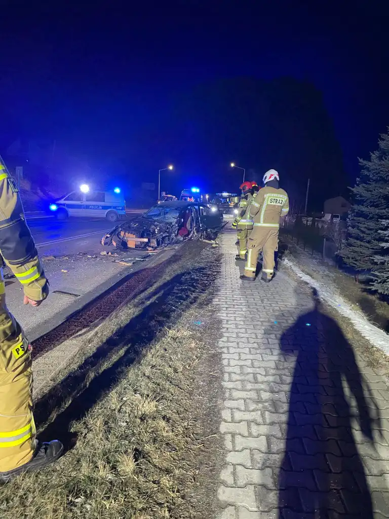 Wypadek na DK75 w Nowej Wsi. Jedna osoba w szpitalu