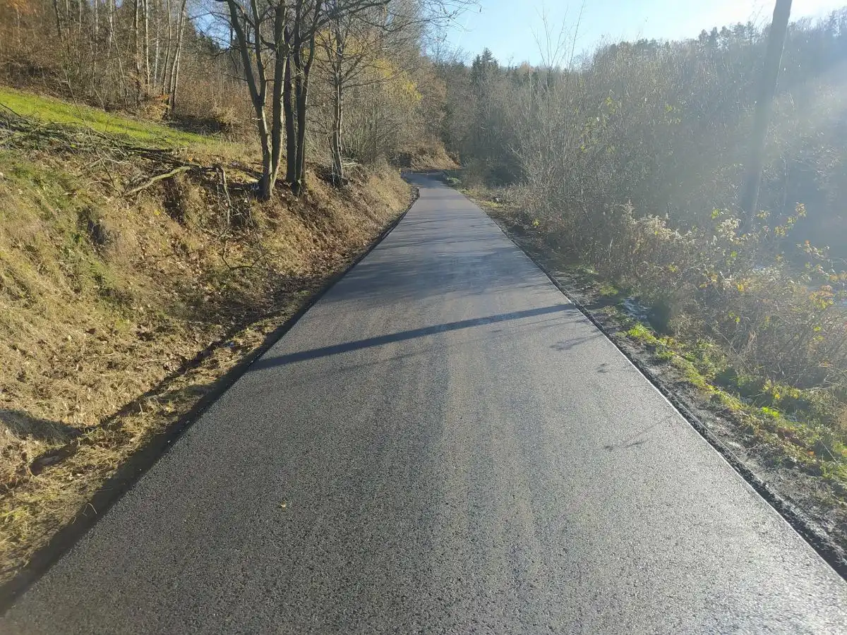 Trwają remonty dróg w Gminie Kamionka Wielka