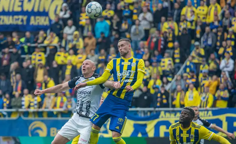 Sandecja przegrywa na zakończenie sezonu
