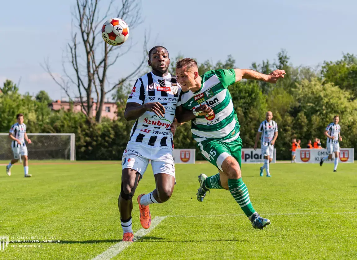 Grad bramek w Kleczewie. Sandecja wygrała 5:2 na wyjeździe