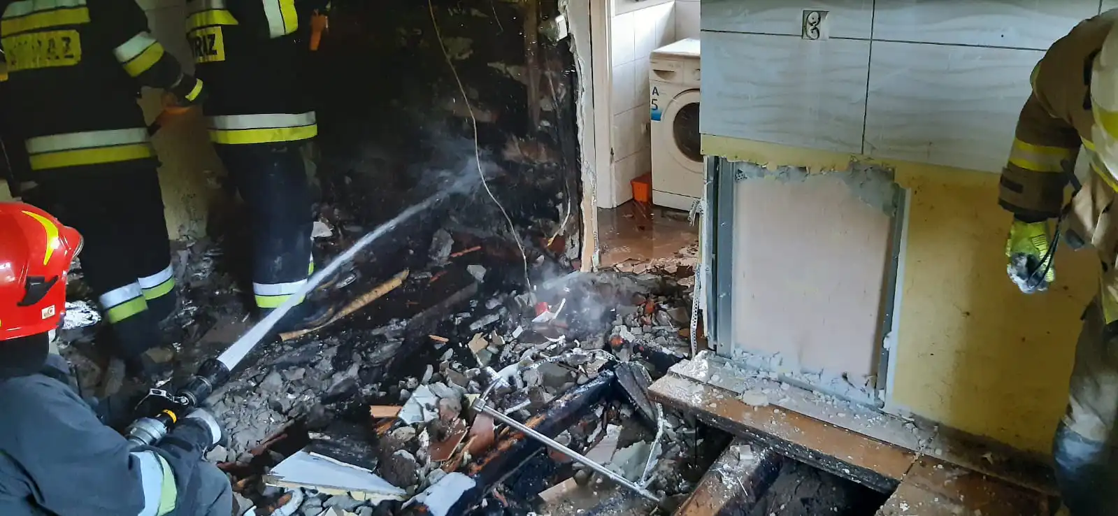 Tragiczny pożar domu w Ptaszkowej. Nie żyje 87-letnia kobieta