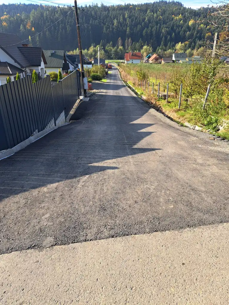 Zakończył się remont kilku dróg w Gminie Podegrodzie
