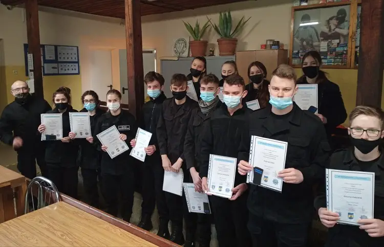 Najlepsi strzelcy z ZS w Marcinkowicach wezmą udział w Ogólnopolskim Turnieju Klas Policyjnych