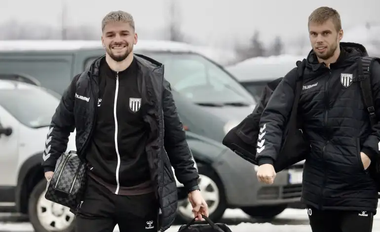 "Sączersi" wyjechali na zgrupowanie do Sanoka
