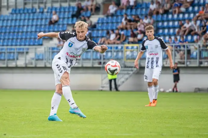 Kolejna porażka "Biało-Czarnych" w lidze. Sandecja przegrywa na wyjeździe z Pogonią Siedlce