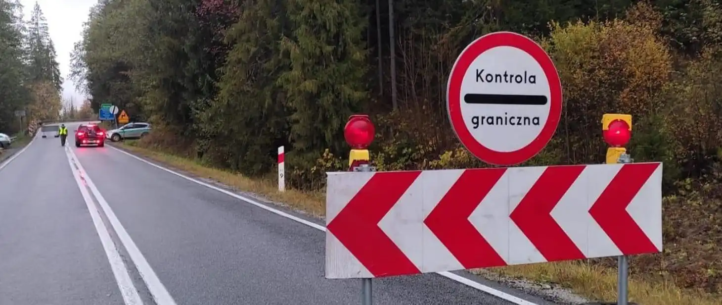 Przedłużono tymczasową kontrolę na granicy polsko-słowackiej
