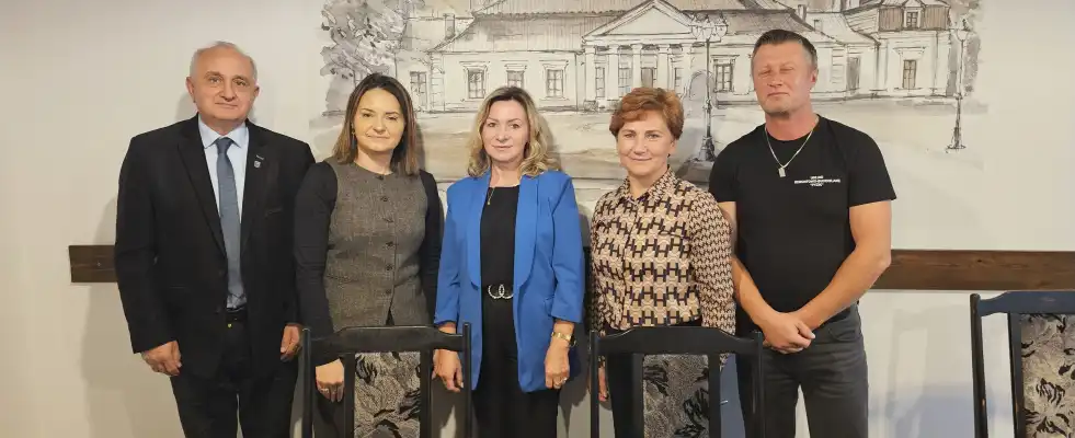 Edukacja bez barier. Dwie szkoły w Gminie Ropa zyskają nowoczesne udogodnienia