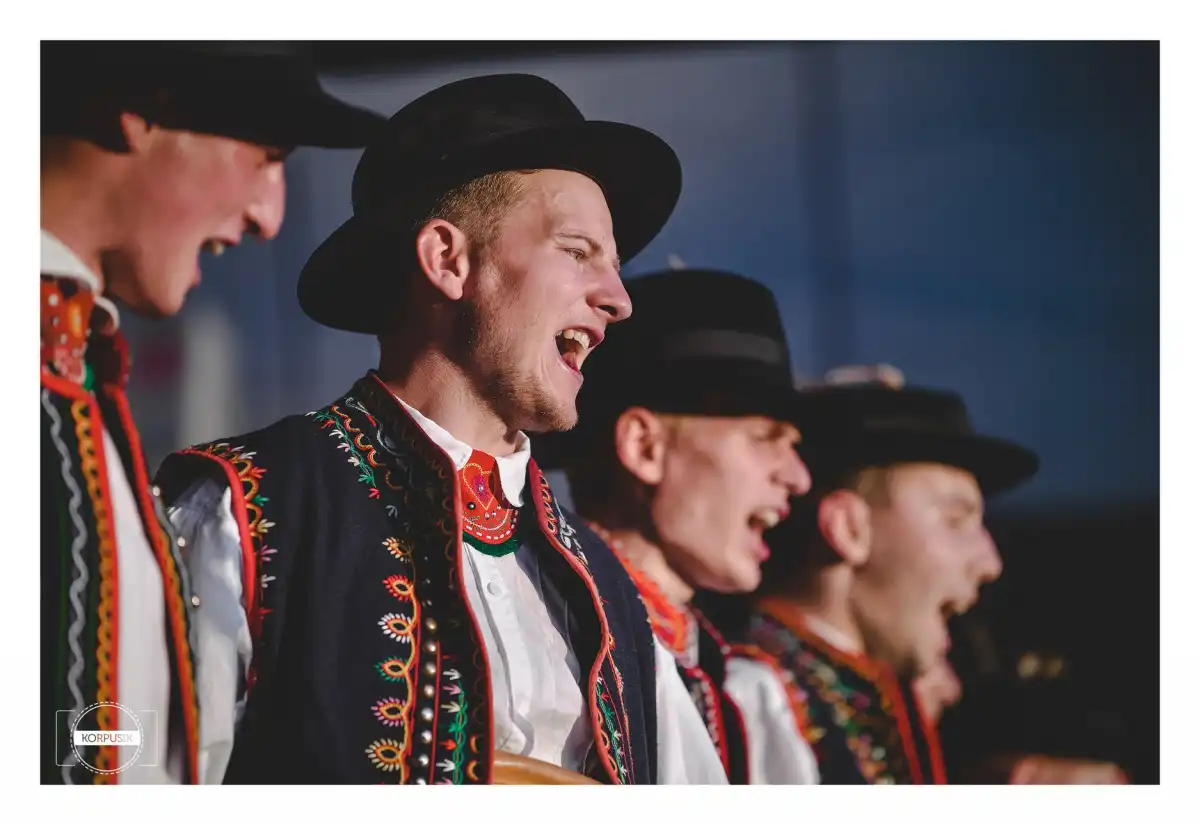 Wakacyjne sukcesy zespołu Mystkowianie