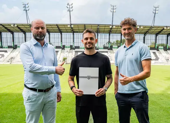 Sandecja z głośnym transferem. Były piłkarz Manchesteru City i FC Barcelony B zagra w Nowym Sączu