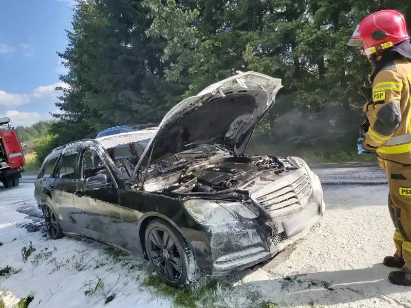 Pożar we Florynce. Płonął samochód osobowy