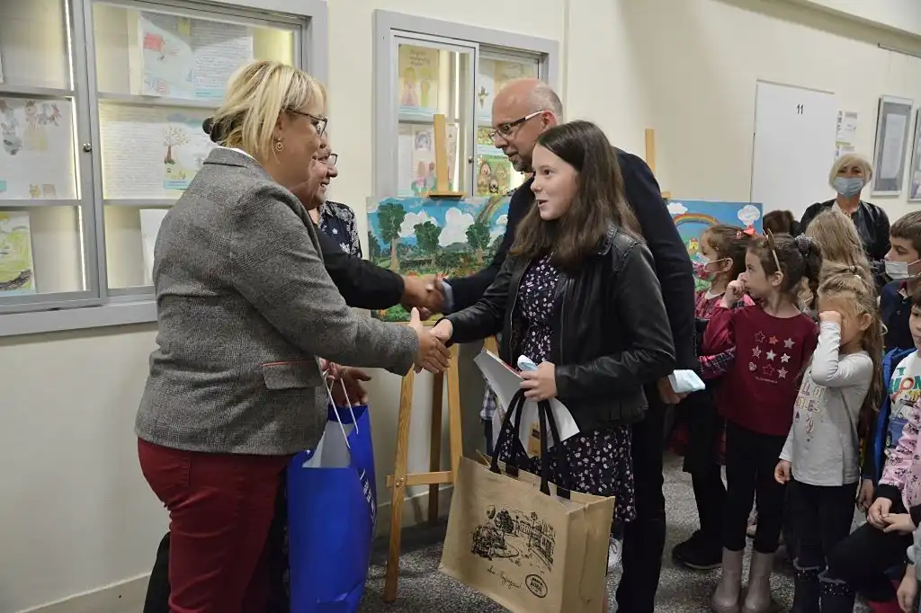 Bajkowa wystawa w Pedagogicznej Bibliotece Wojewódzkiej w Nowym Sączu
