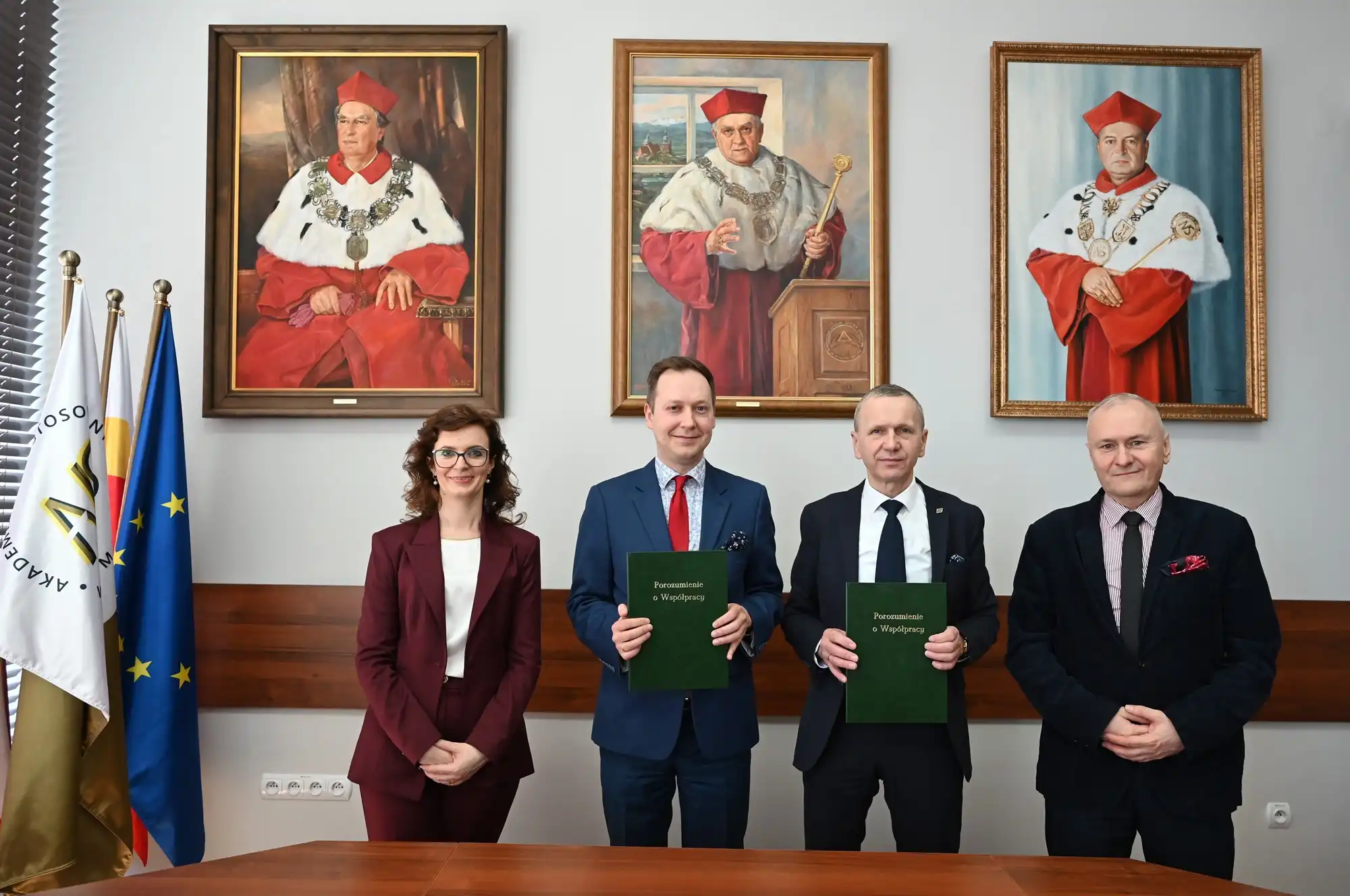 Wspólne projekty, innowacje i edukacja. Akademia Nauk Stosowanych i Lideruj łączą siły