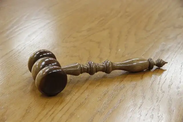 Skazanie sześciu mężczyzn za bójkę ze skutkiem śmiertelnym