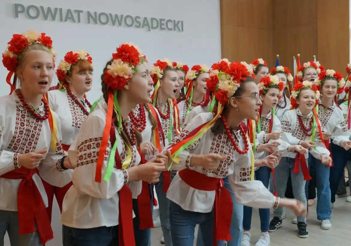 Zespół Chóralny "Gloria" z Żytomierza wystąpił w Starostwie Powiatowym w Nowym Sączu