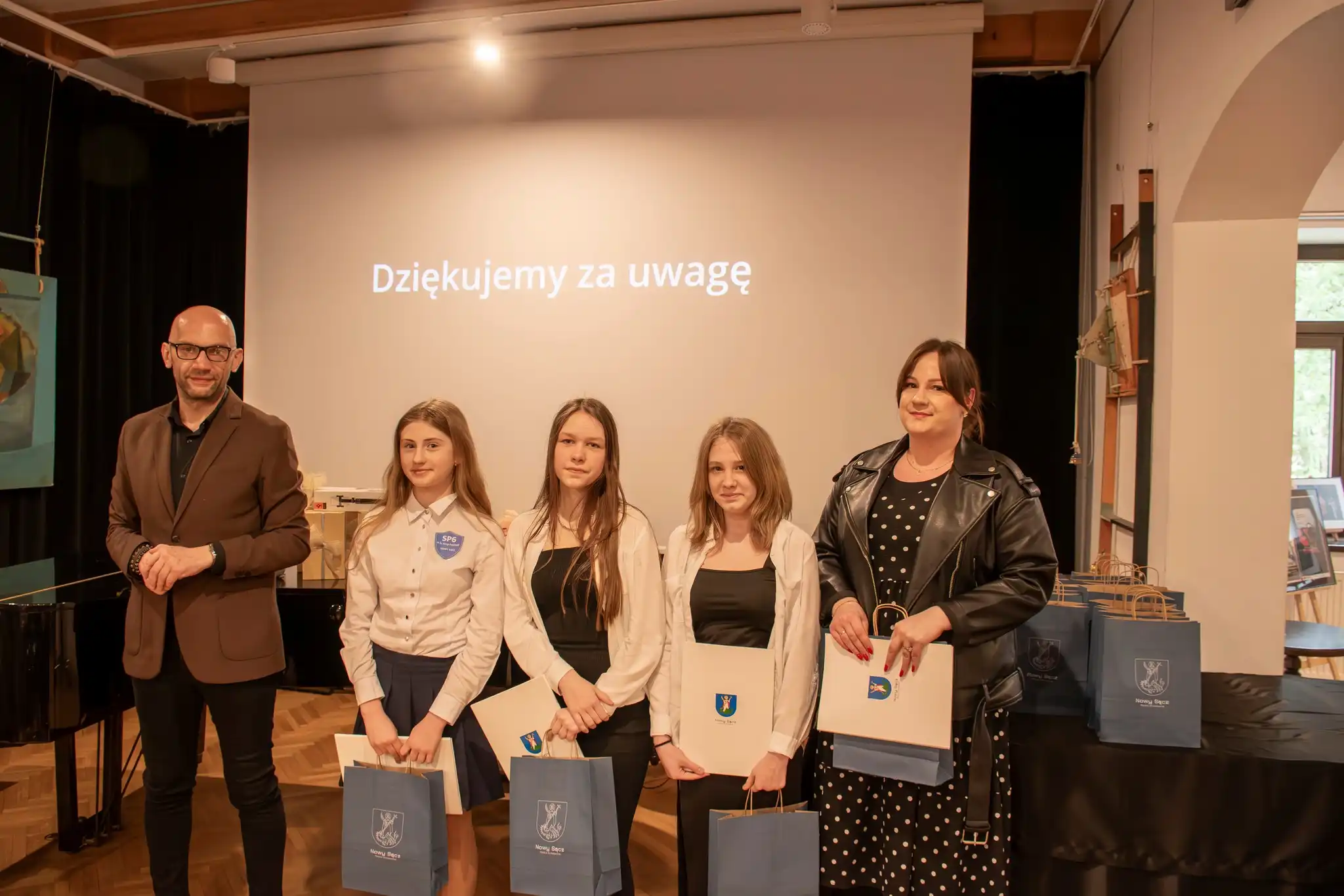 Młodzi mistrzowie recyklingu nagrodzeni w Nowym Sączu
