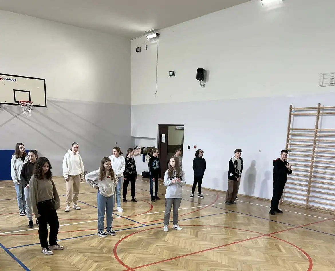 Dzień Otwarty w ZS w Starym Sączu. Szkołę odwiedziło ponad 150 osób