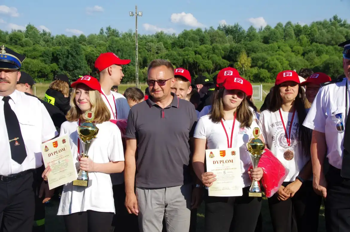 VIII Powiatowe Zawody Sportowo-Pożarnicze w Podegrodziu