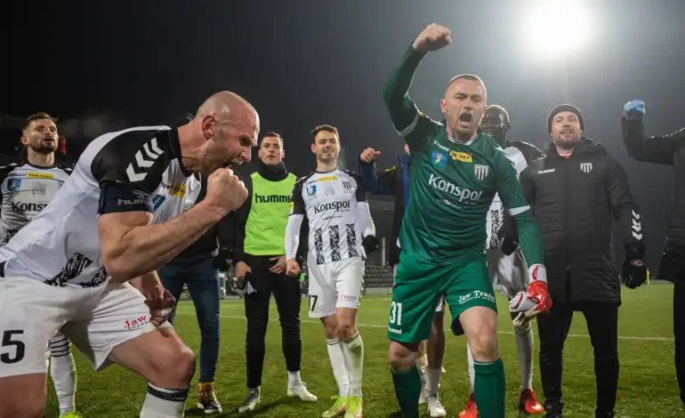 Powrót "Biało-Czarnych" na Kilińskiego i wygrana z Puszczą Niepołomice