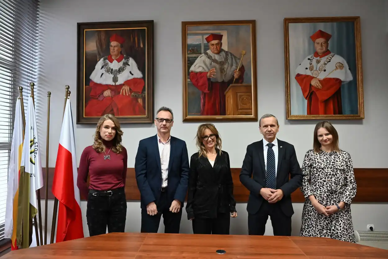 Razem dla rozwoju. Nowe inicjatywy Akademii Nauk Stosowanych