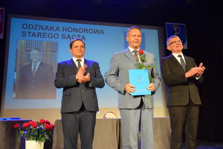 Wręczono Honorowe Odznaki Starego Sącza