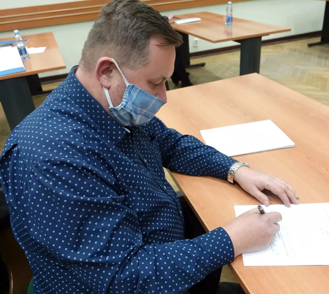Nowy Sącz: W Starostwie podpisano umowy na prowadzenie Szkółek ginących zawodów w 2021 roku