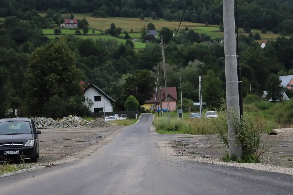 Drogi w Walowej Górze i Młynnem zmodernizowane