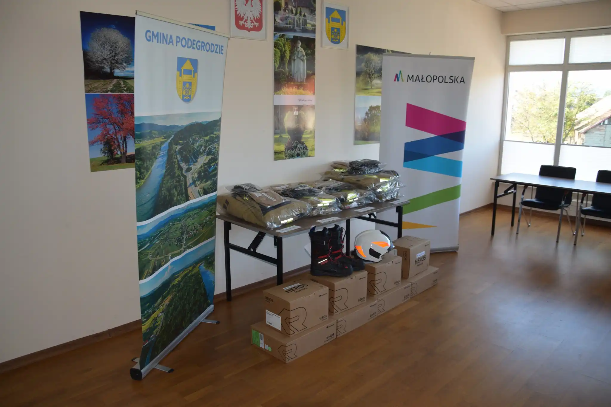Nowe wyposażenie dla strażaków z gminy Podegrodzie