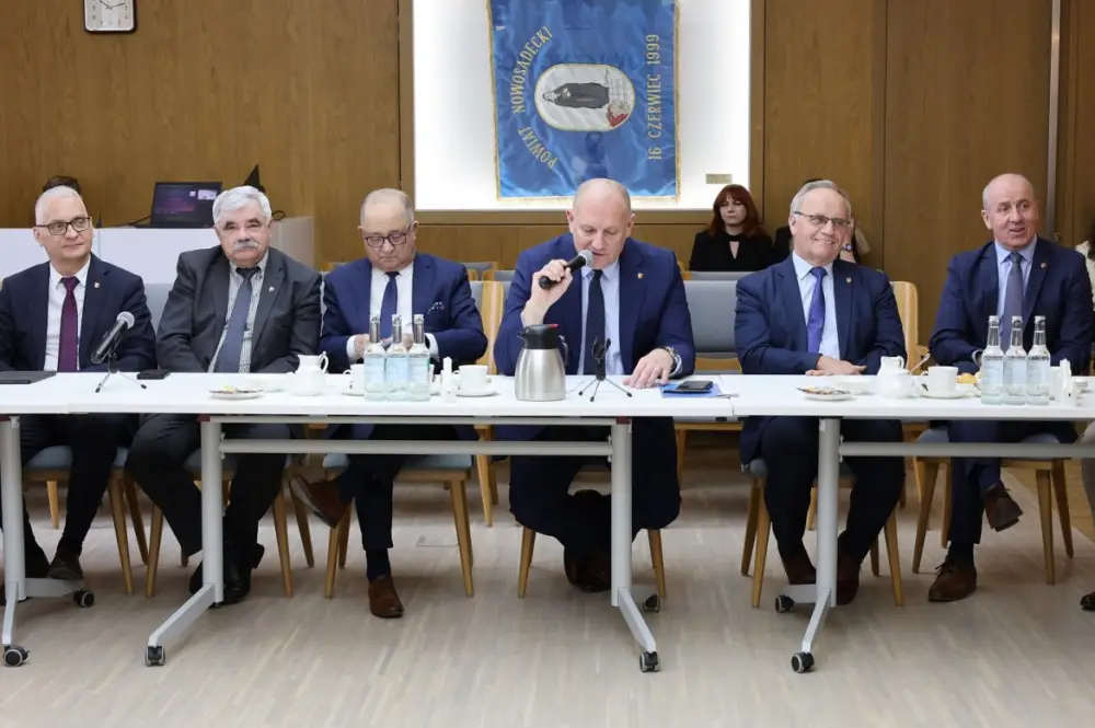 Konwent wójtów i burmistrzów. Drogi i oświetlenie w centrum uwagi