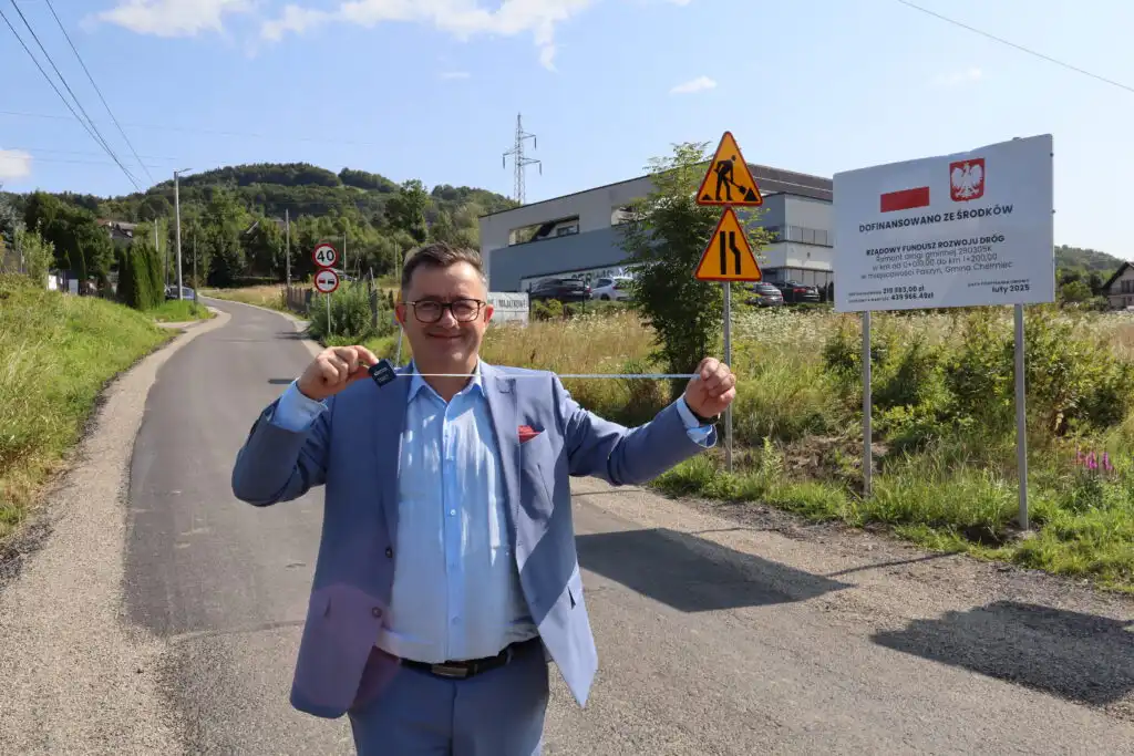 Paszyn Góry z nową nawierzchnią. Inwestycja prawie ukończona