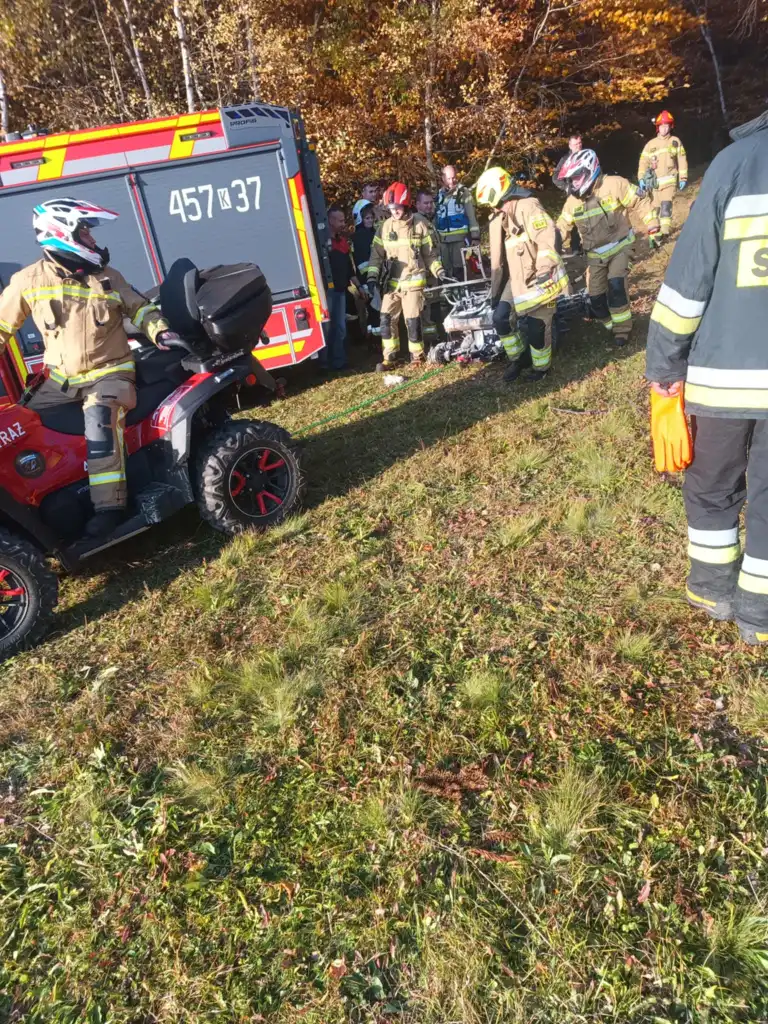 Pożar quada w Młyńczyskach. Szybka interwencja OSP uratowała las